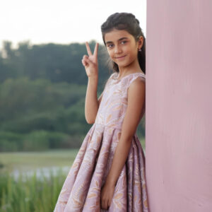 pinkish kid Frock